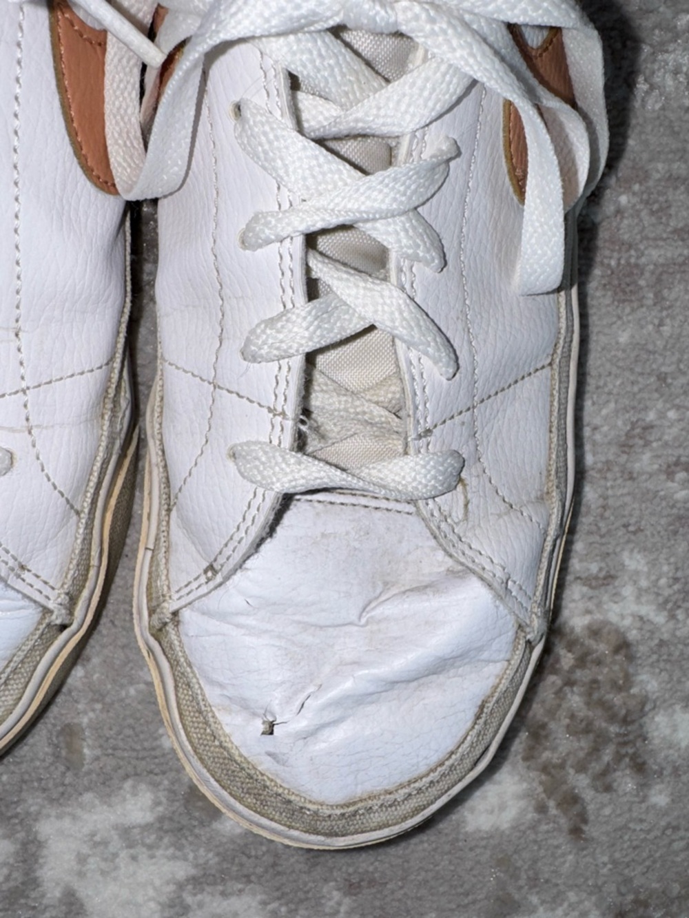 Men’s Nike White Leather Blazer Sneakers with Tan Swoosh Accent 10 - Picture 3 of 7